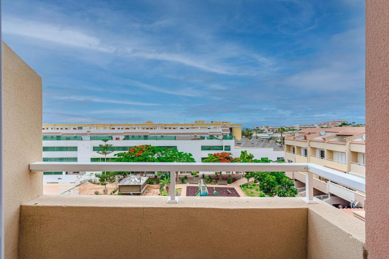 Yellow 3 Bedroom Large For 10 Guests Appartamento *