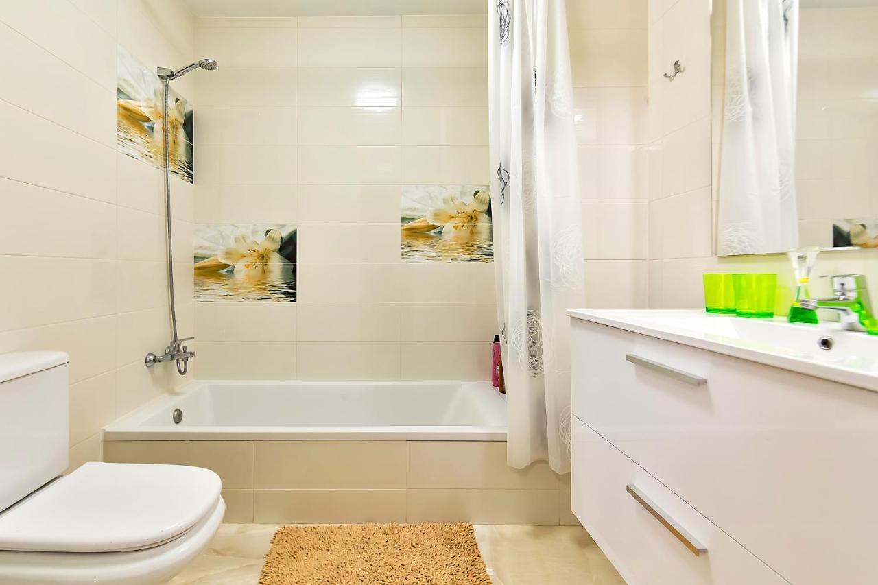 Appartamento Yellow 3 Bedroom Large For 10 Guests *